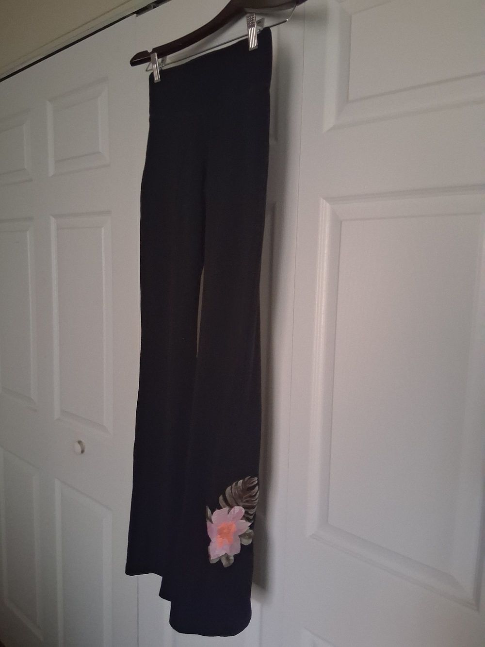 Victoria's Secret Black Yoga Pants with Pink Floral Flower